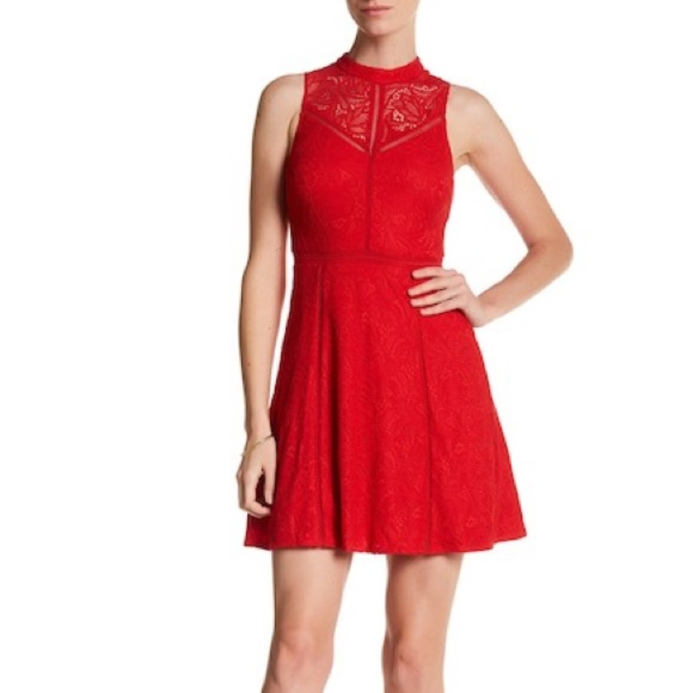 ❤️ Guess Halter Mock Neck Lace Dress